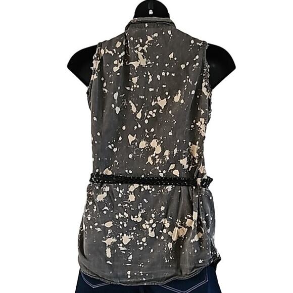 Almost Famous Women's Sleeveless Acid Wash Button-Up Top with Belt – Size XL - Picture 5 of 5